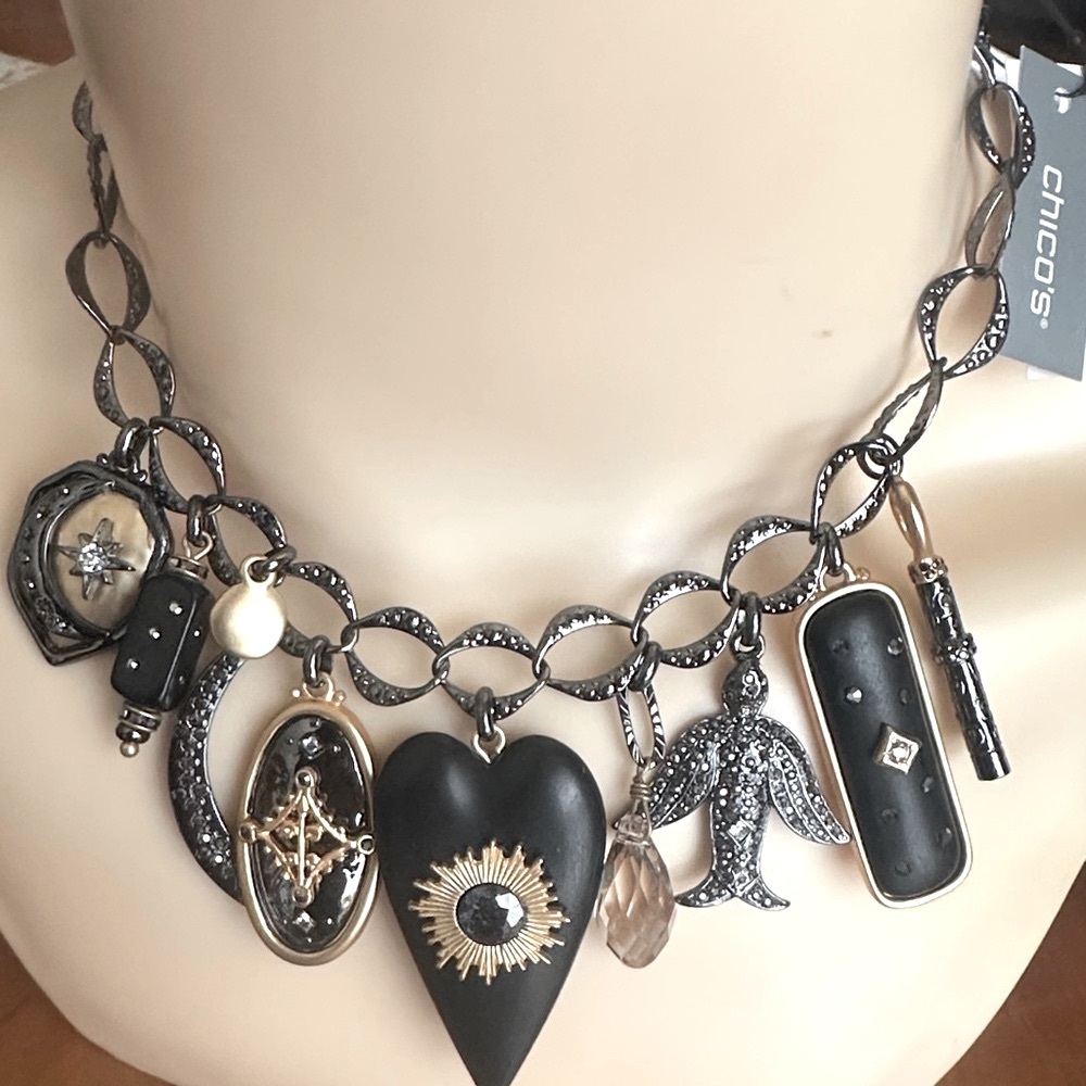 Chico's Black and Gold Heart Charm Pendant Necklace - Picture 8 of 11